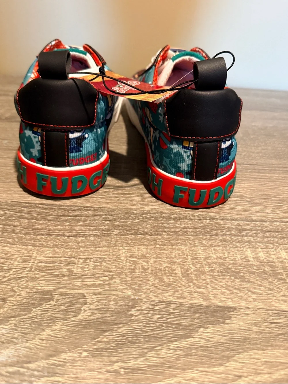 Men’s A Christmas Story Low Top Sneakers size 10.5